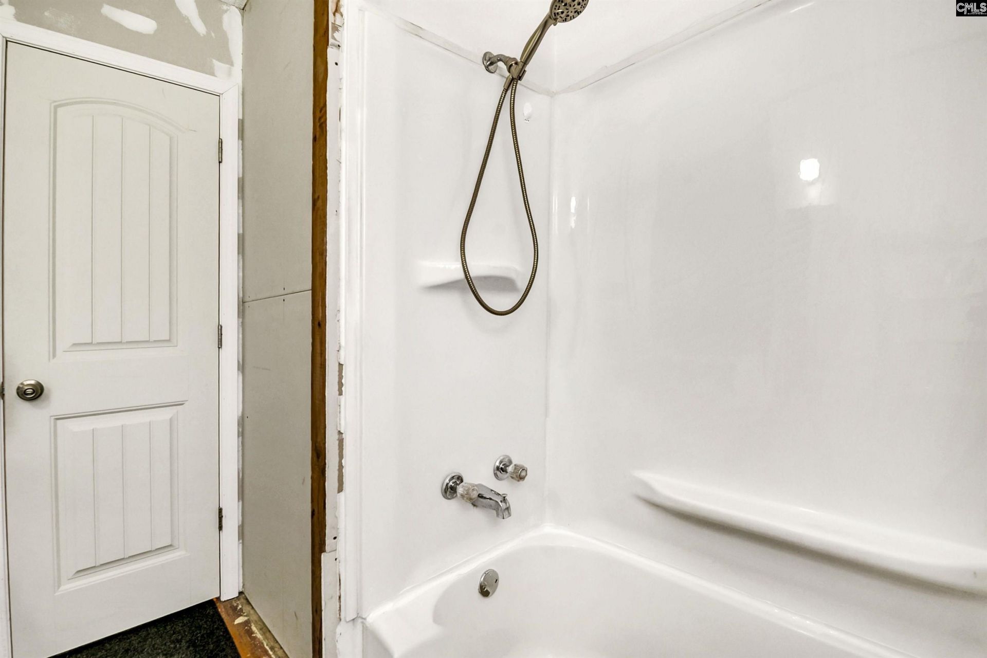 1025 Spring Drive  Photo 39