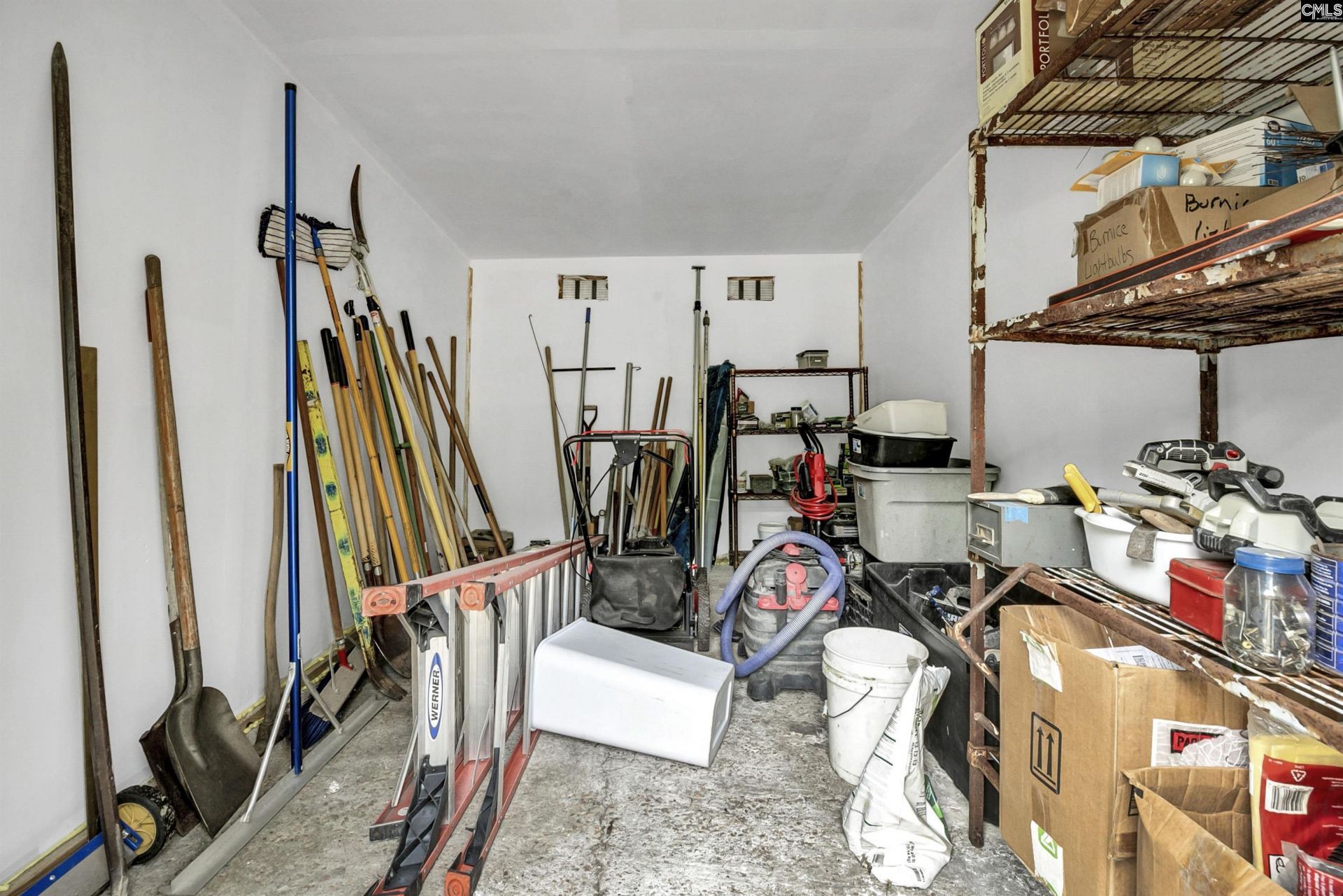 1025 Spring Drive  Photo 44