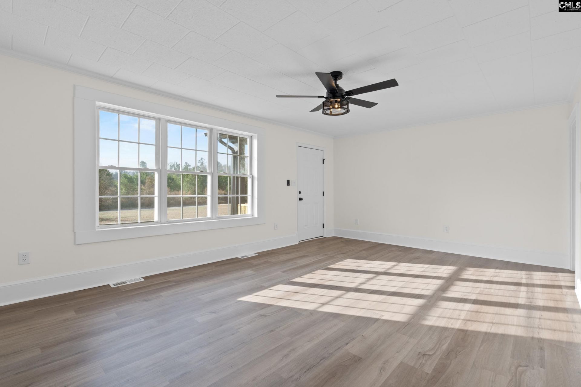 1338 Hornsby Circle  Photo 5
