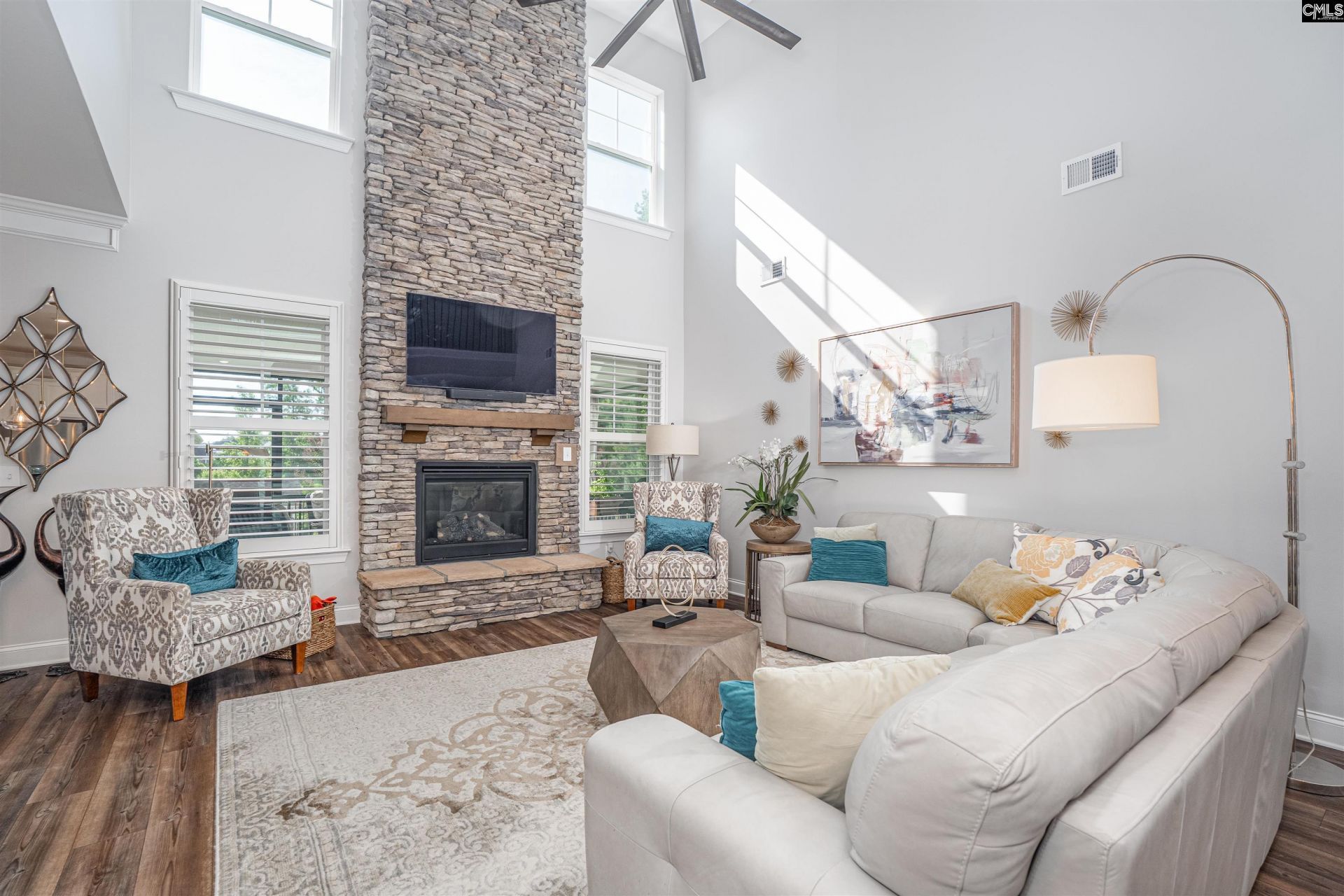 320 Brenthaven Drive Photo 6