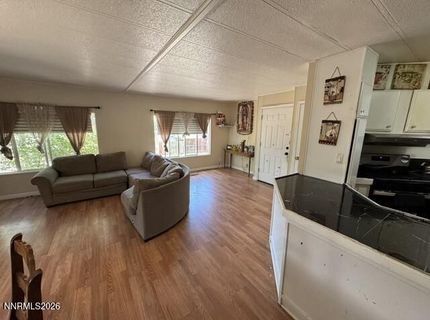 5886 Leon Drive, Sun Valley, NV 89433 Photo