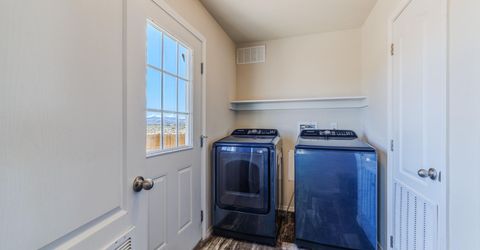 1785 E Antelope Street, Silver Springs, NV 89429 Photo