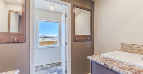 1785 E Antelope Street, Silver Springs, NV 89429 Photo