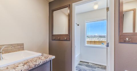 1785 E Antelope Street, Silver Springs, NV 89429 Photo