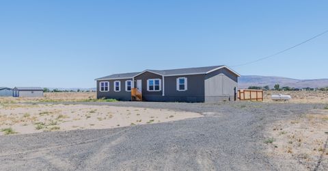 1785 E Antelope Street, Silver Springs, NV 89429 Photo