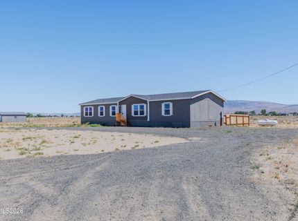 1785 E Antelope Street, Silver Springs, NV 89429 Photo