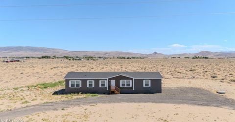1785 E Antelope Street, Silver Springs, NV 89429 Photo