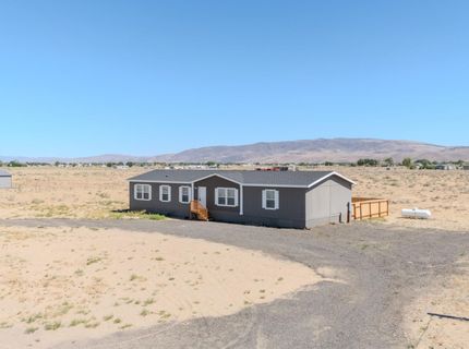 1785 E Antelope Street, Silver Springs, NV 89429 Photo