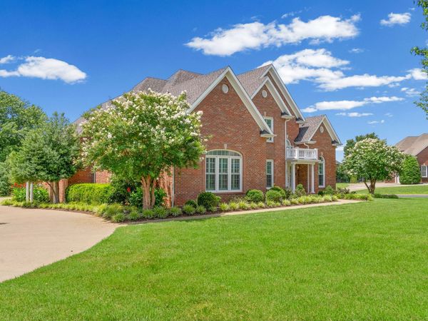 412 Treemont Dr, Clarksville, TN 37043