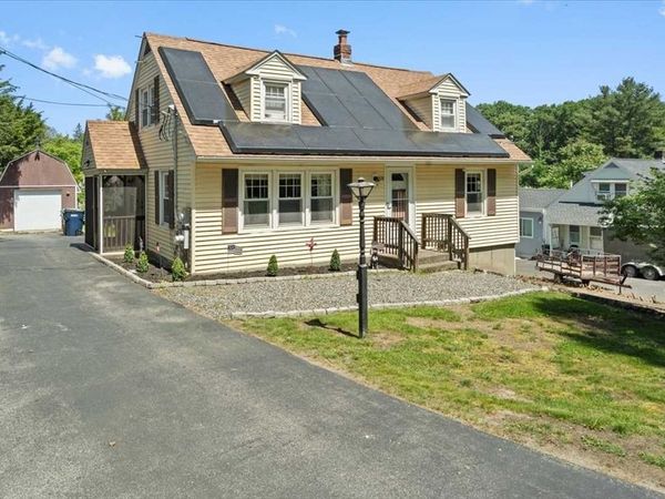 328 Stafford St, Leicester, MA 01611
