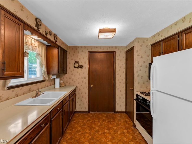 34739 Highland Drive, North Ridgeville, OH 44039 Photo 11