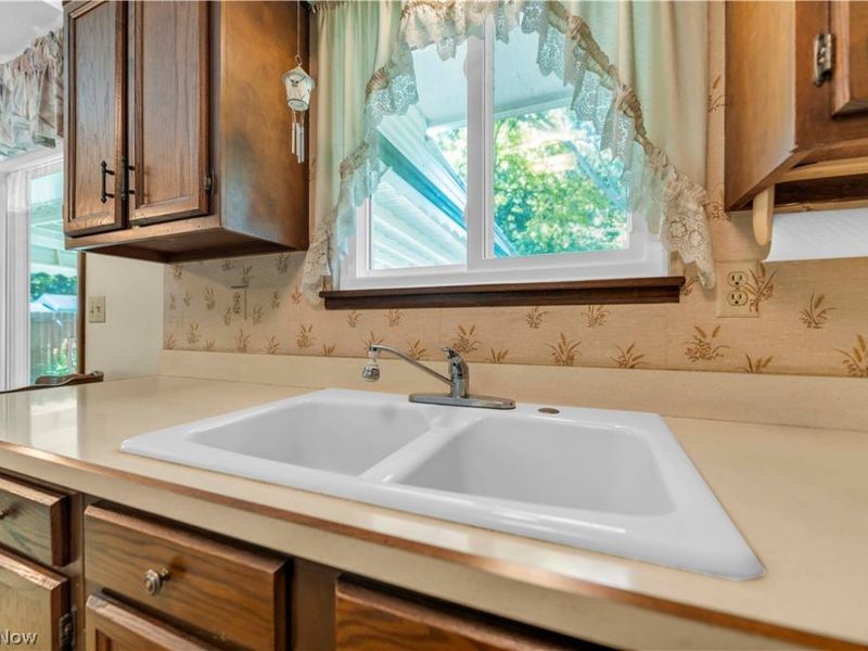 34739 Highland Drive, North Ridgeville, OH 44039 Photo 14