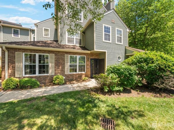 6111 Cedar Court , Monmouth Junction, NJ 08852