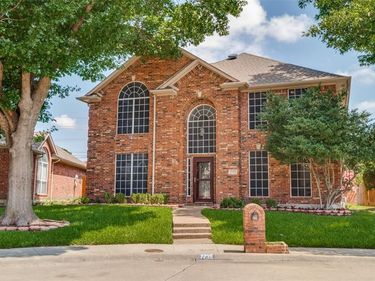 7735 Worthing Street, Dallas, TX 75252