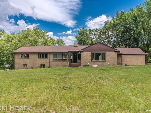 6455 Norham Road , Bloomfield Hills, MI 48301