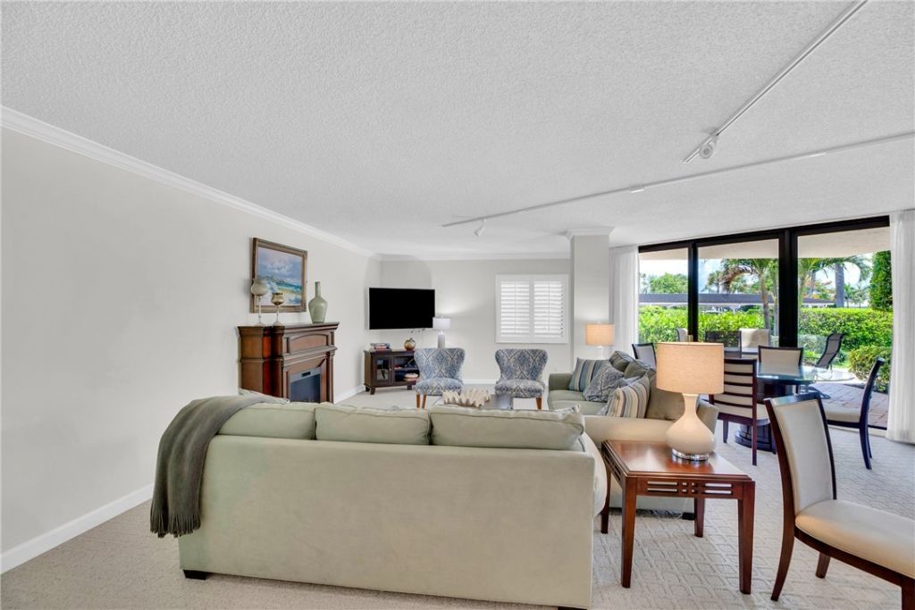 1825 Mooringline Drive, Unit 1C, Vero Beach, FL 32963 Photo