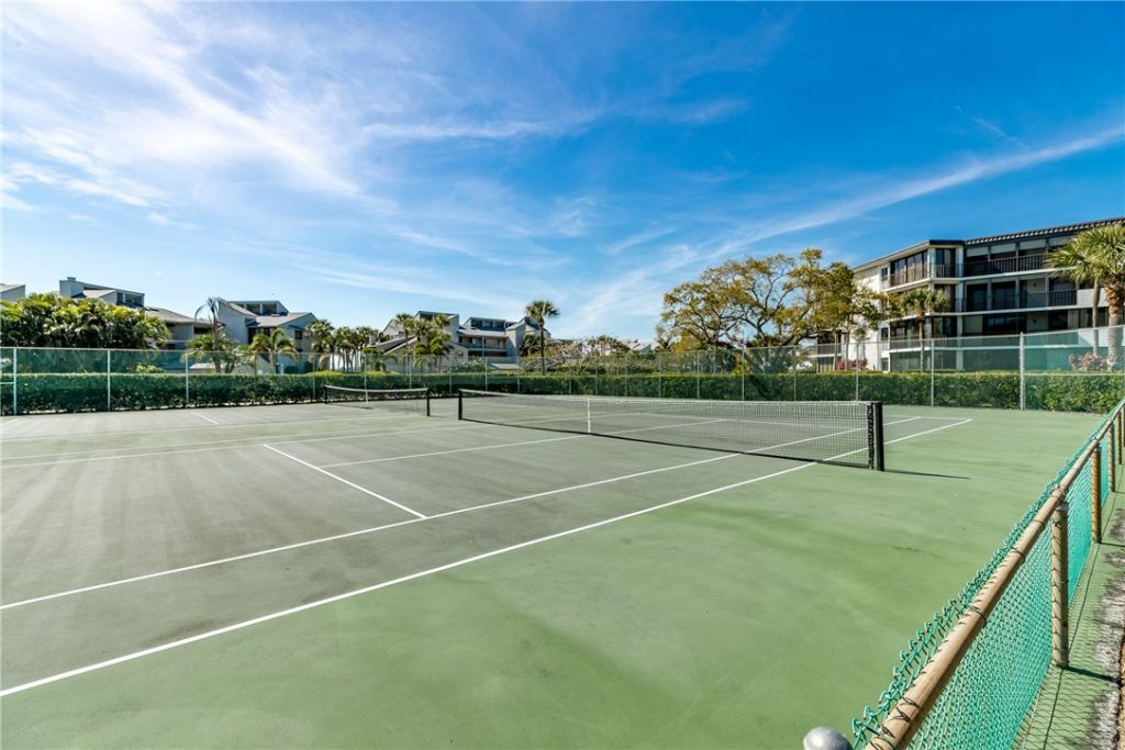1825 Mooringline Drive, Unit 1C, Vero Beach, FL 32963 Photo