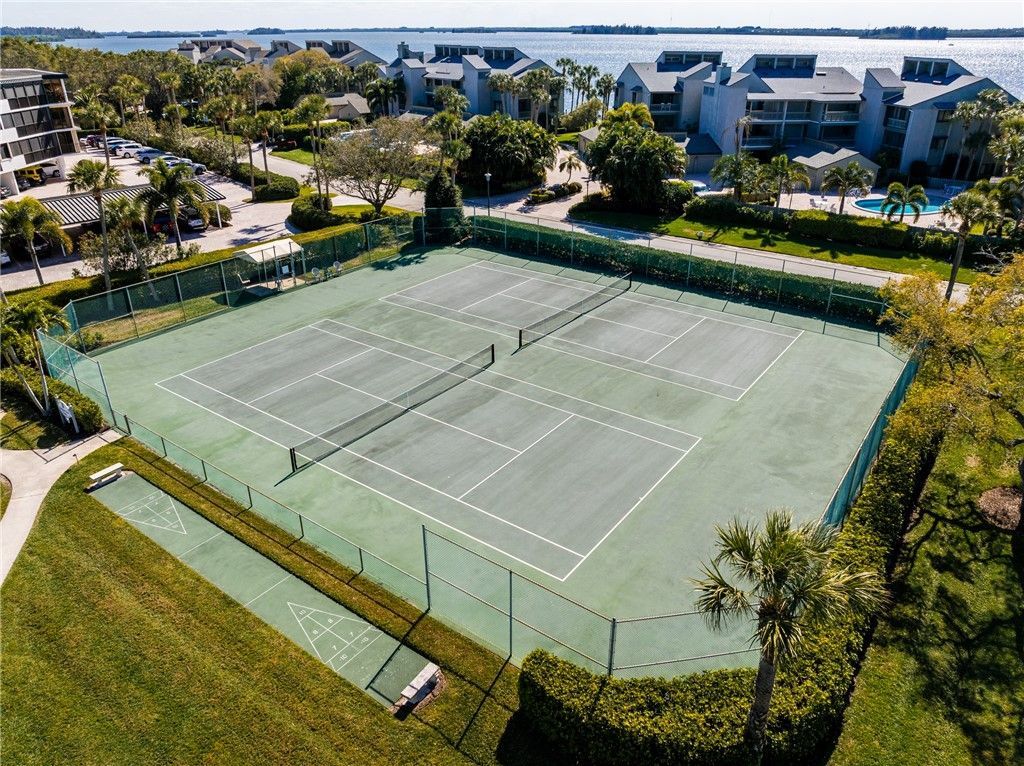 1825 Mooringline Drive, Unit 1C, Vero Beach, FL 32963 Photo