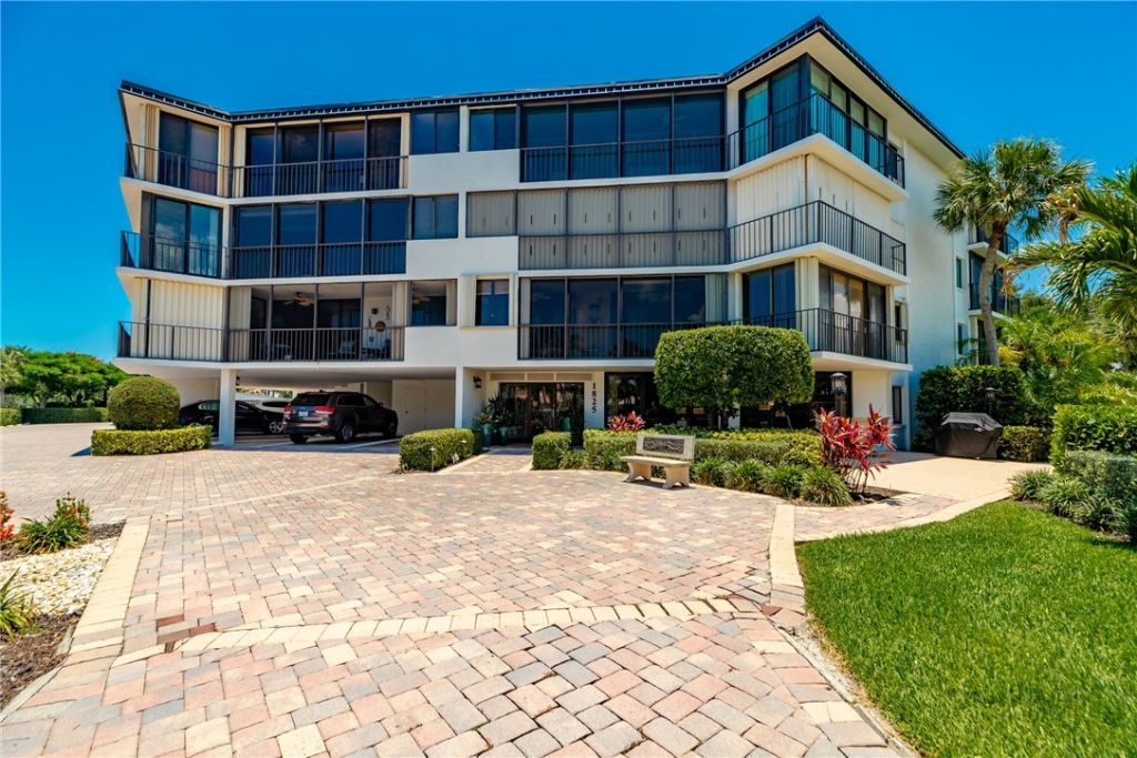 1825 Mooringline Drive, Unit 1C, Vero Beach, FL 32963 Photo