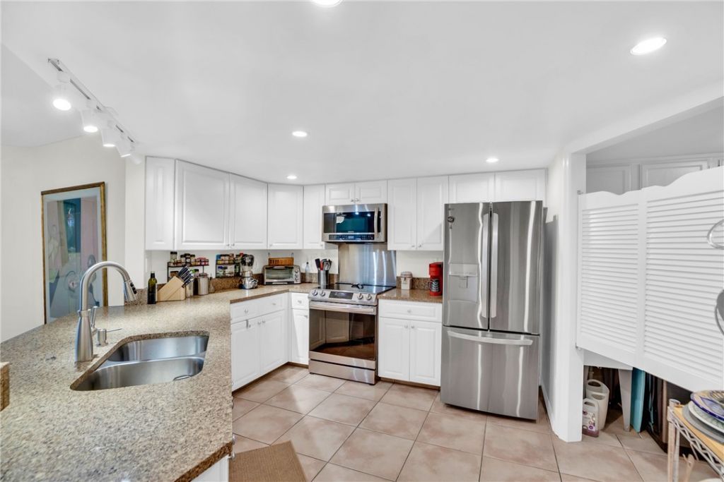 1825 Mooringline Drive, Unit 1C, Vero Beach, FL 32963 Photo