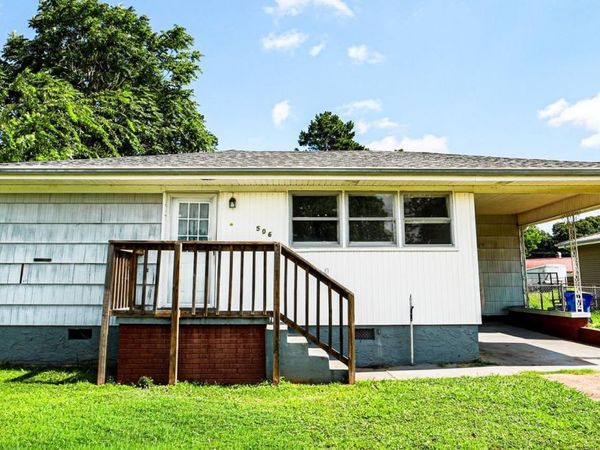 506 Collier Ave, Florence, AL 35630