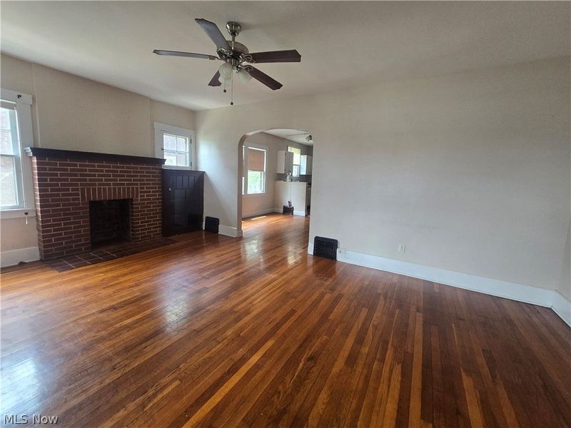 1872 Cordova Avenue , Youngstown, OH 44504 Photo 3