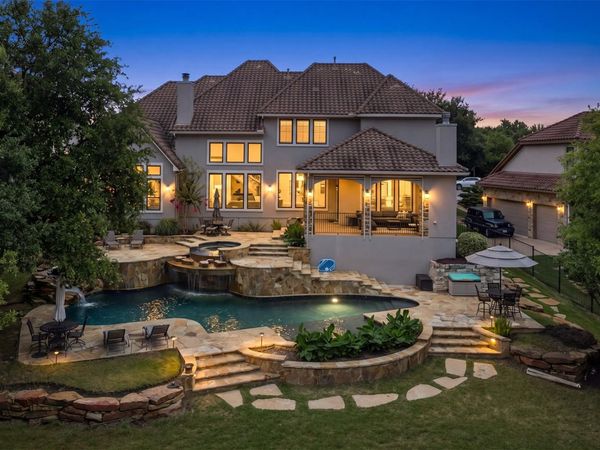 2020 University Club DR , Austin, TX 78732
