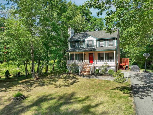 30 Brickyard Drive, Litchfield, NH 03052