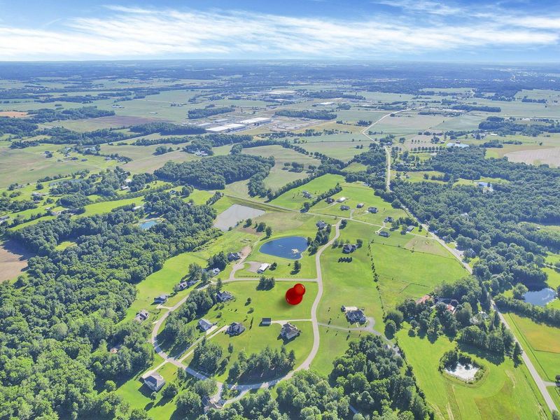 5996 Windy Hills Circle , Lancaster, OH 43130 Photo 8