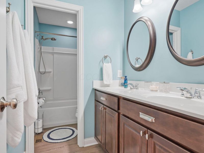 3236 Yellow Finch Way , Columbus, OH 43231 Photo 31