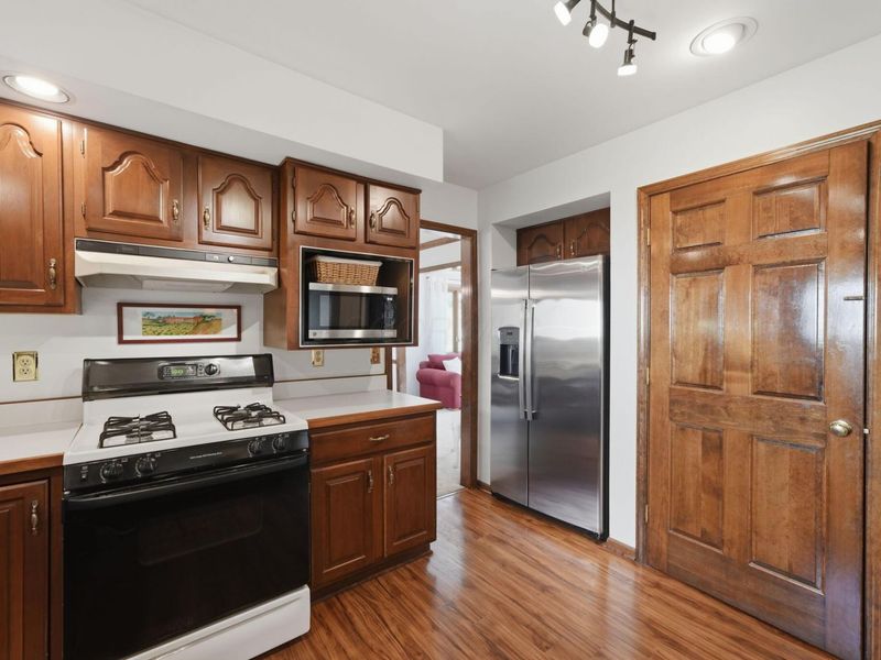 2347 Collins Drive, Worthington, OH 43085 Photo 11