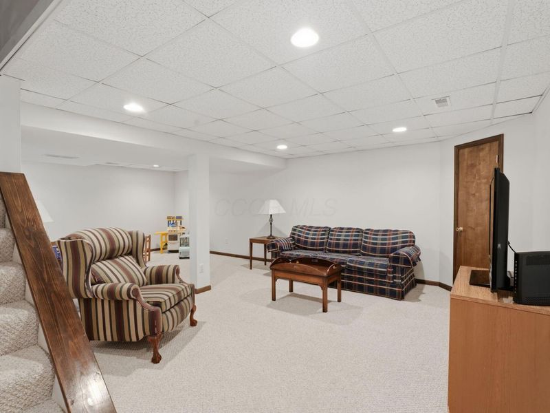 2347 Collins Drive, Worthington, OH 43085 Photo 19