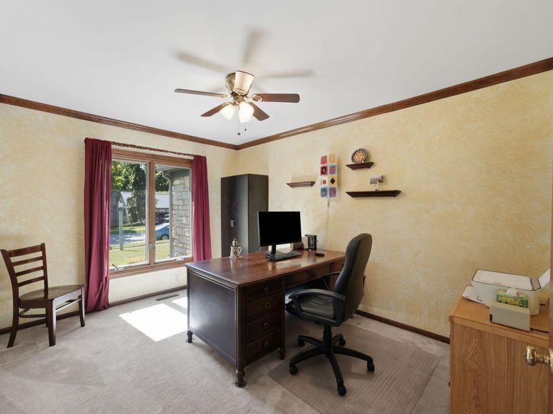 2347 Collins Drive, Worthington, OH 43085 Photo 5