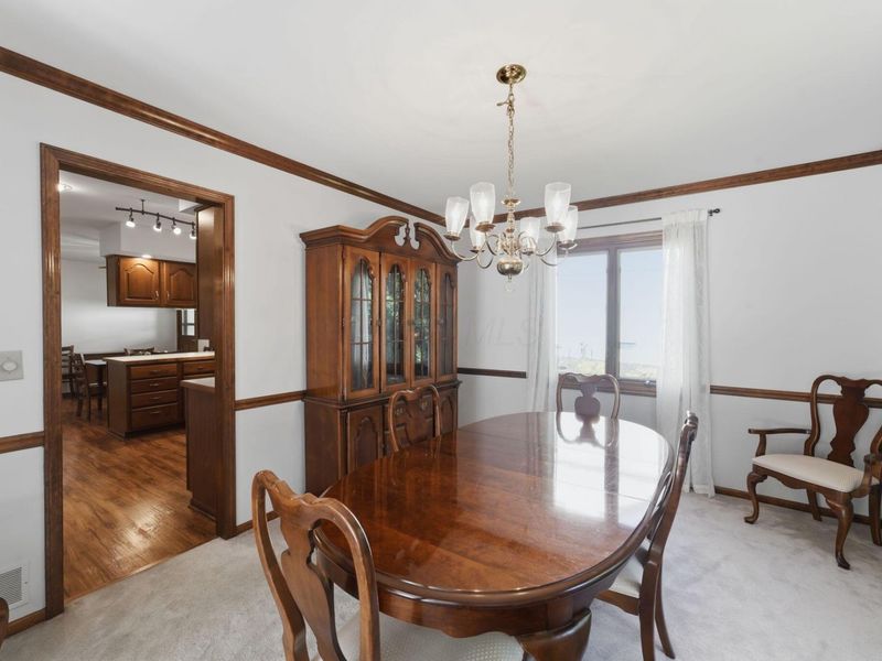 2347 Collins Drive, Worthington, OH 43085 Photo 9