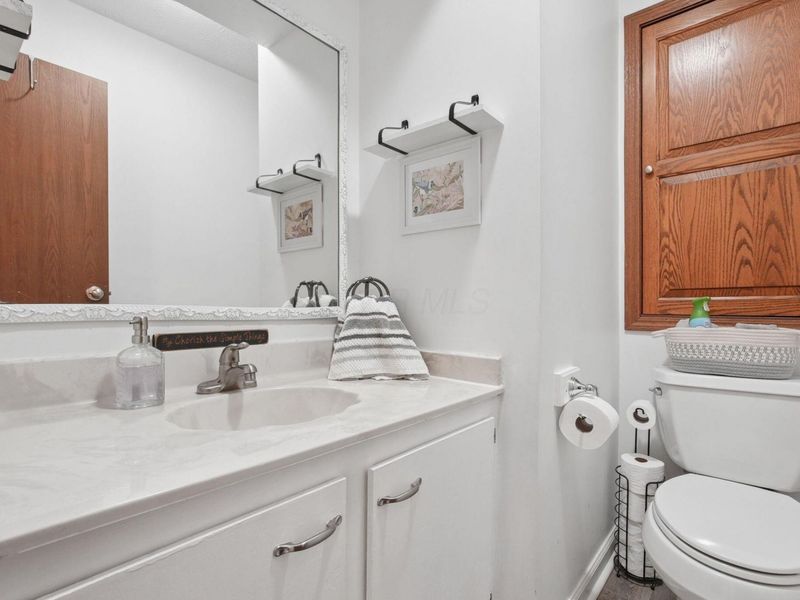 1781 Sawgrass Drive, Unit BLDG B, Reynoldsburg, OH 43068 Photo 7