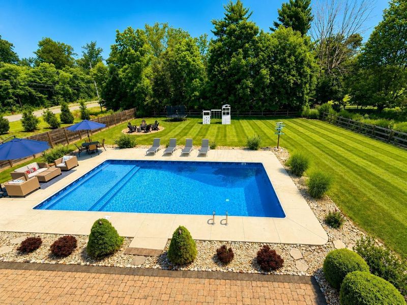 7992 Spring Mill Drive , Canal Winchester, OH 43110 Photo 3
