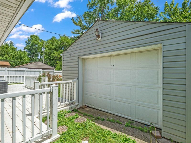 3588 Homestead Drive, Columbus, OH 43224 Photo 25