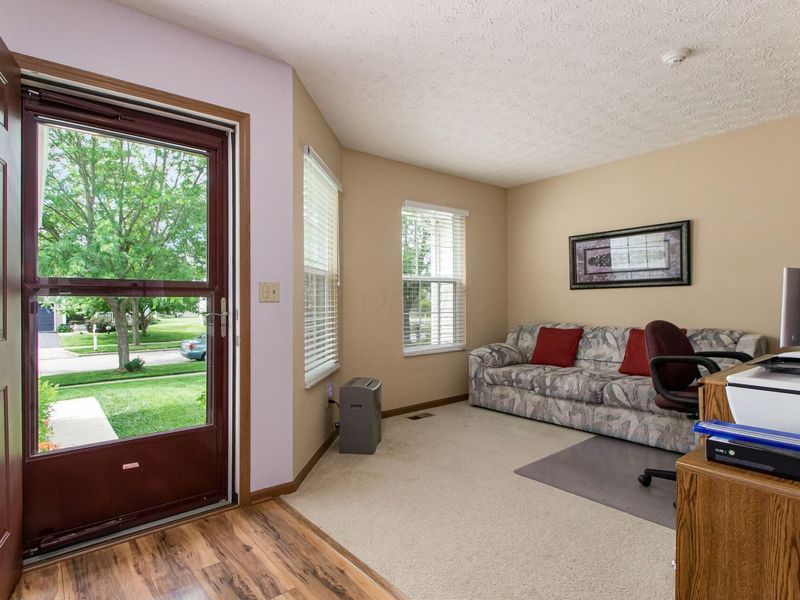983 Wallace Drive, Delaware, OH 43015 Photo 4