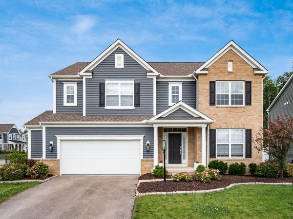 8836 Glacier Pointe Drive , Plain City, OH 43064