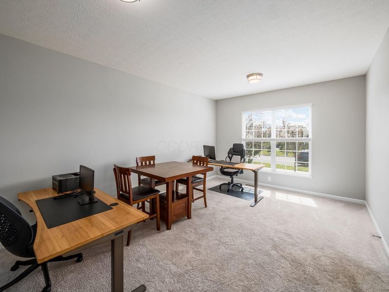 8836 Glacier Pointe Drive, Plain City, OH 43064 Photo 4