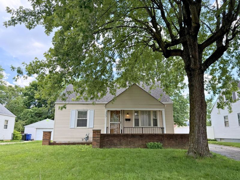 2207 Genessee Avenue , Columbus, OH 43211 Photo 2