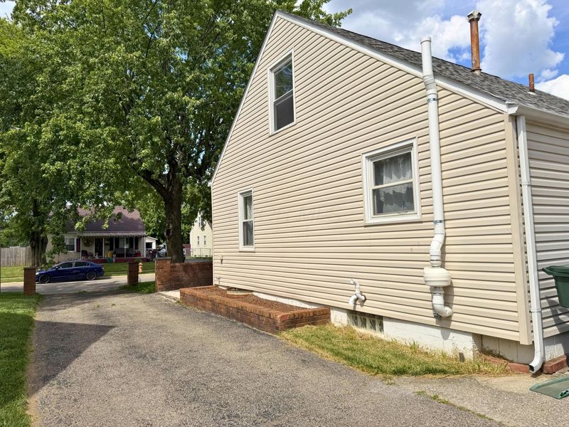 2207 Genessee Avenue , Columbus, OH 43211 Photo 38