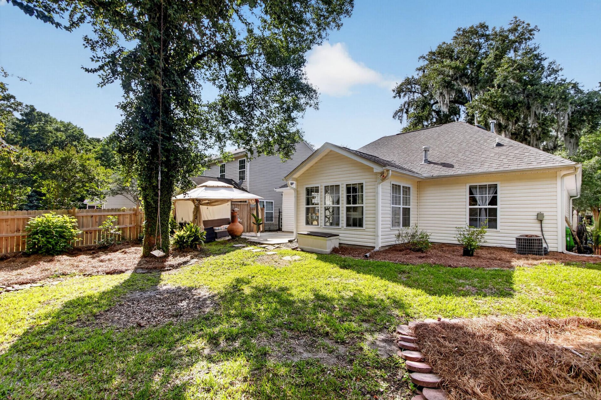 213 Moon Shadow Lane Photo 31