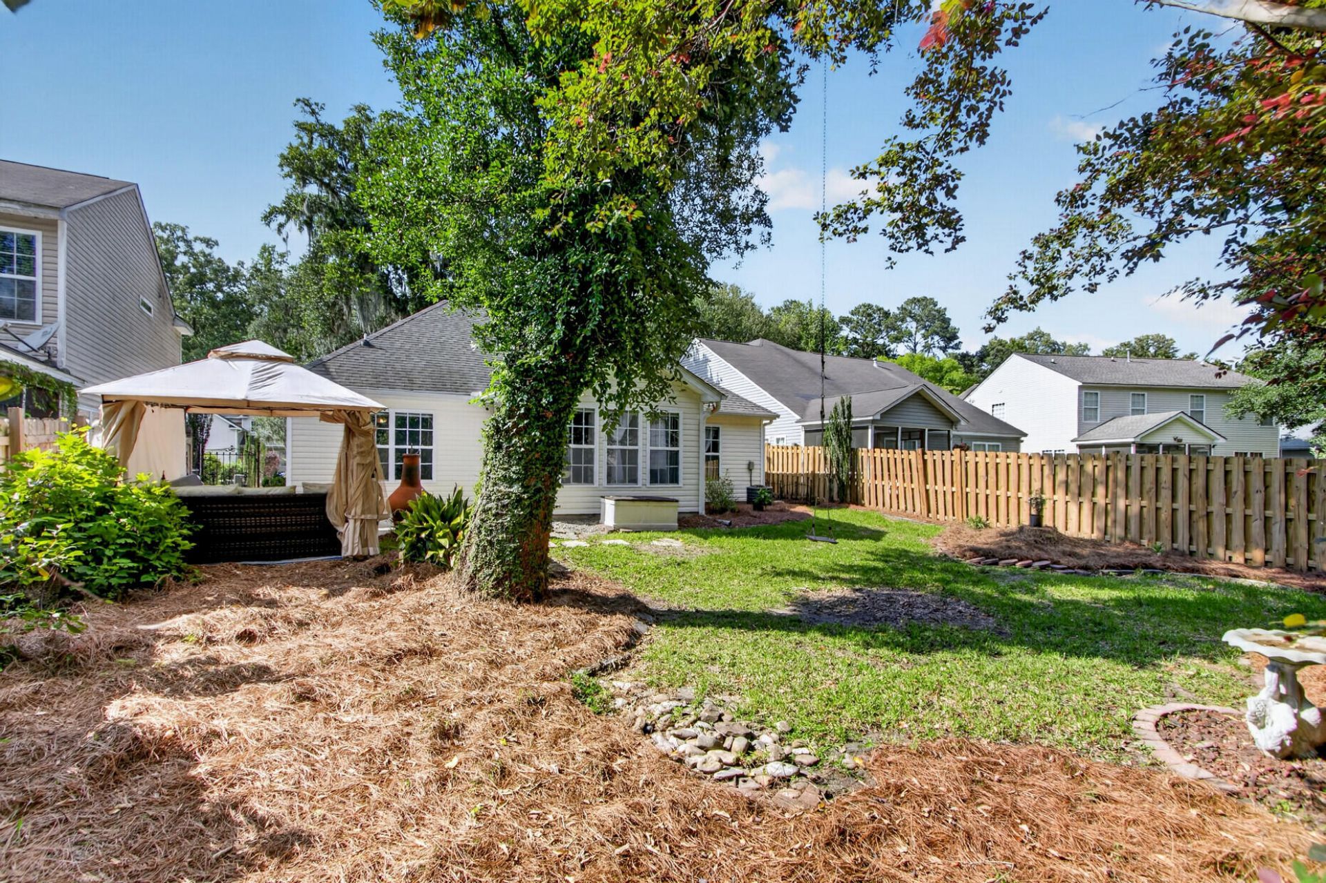 213 Moon Shadow Lane Photo 32