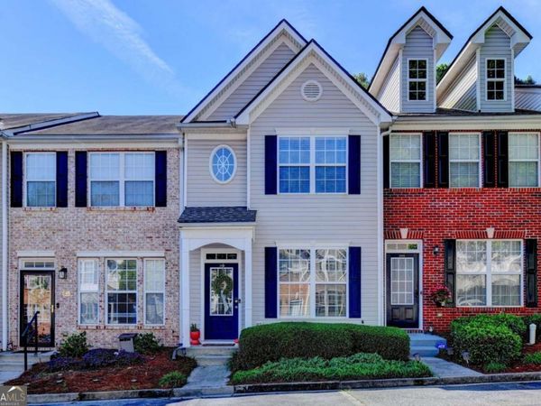 1364 Penhurst Drive, Lawrenceville, GA 30043