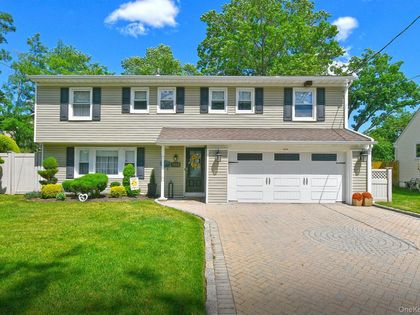 2432 Kayron Lane  North Bellmore, NY 11710