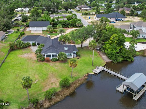 700 Iowa Avenue , Lynn Haven, FL 32444