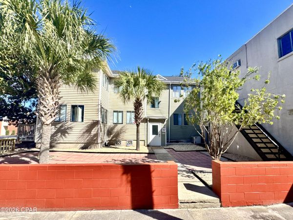 422 Magnolia Avenue , Unit 4, Panama City, FL 32401