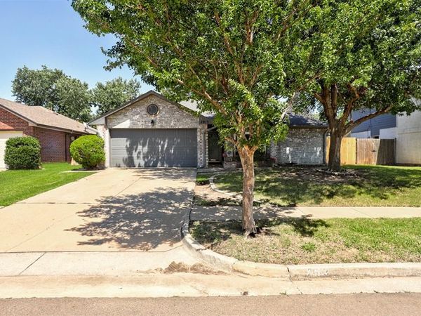 2013 Grassland Drive, Norman, OK 73072