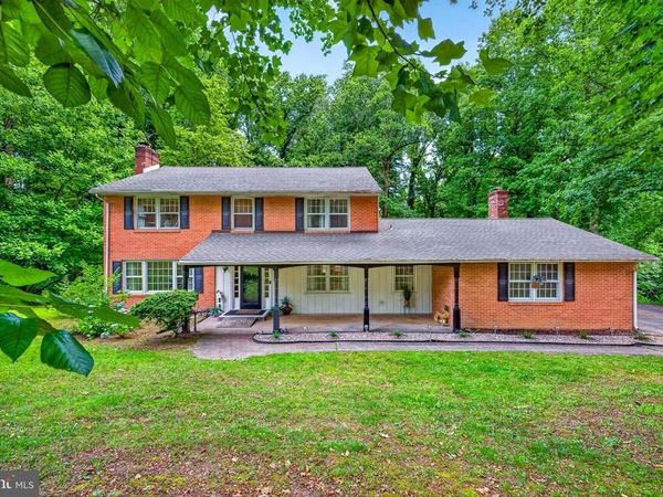 715 AMBLESIDE DRIVE, WILMINGTON, DE 19808